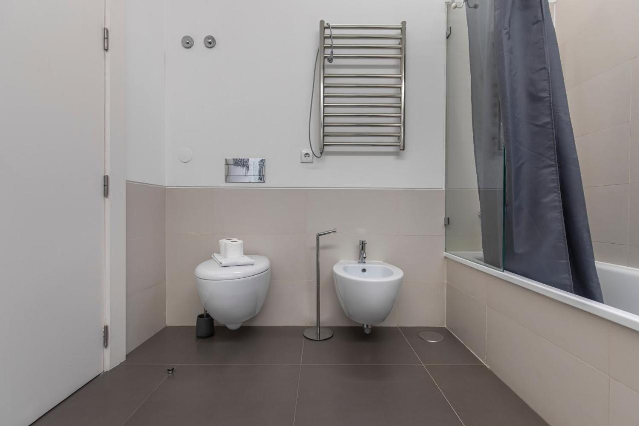 32 -Lovely 2 Bedroom Apt In Principe Real Лиссабон Экстерьер фото